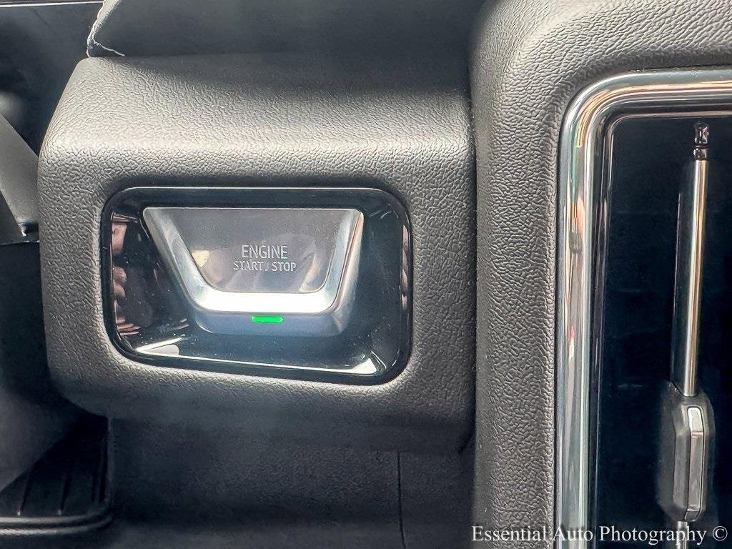 2025 GMC YUKON - Image 15