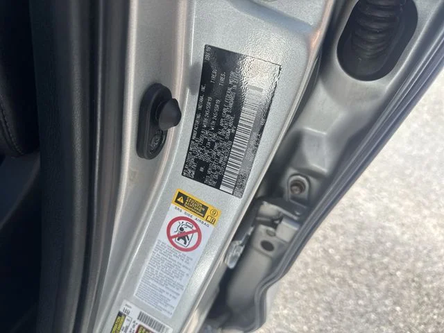 Used 2019 Silver Toyota Limited image 38