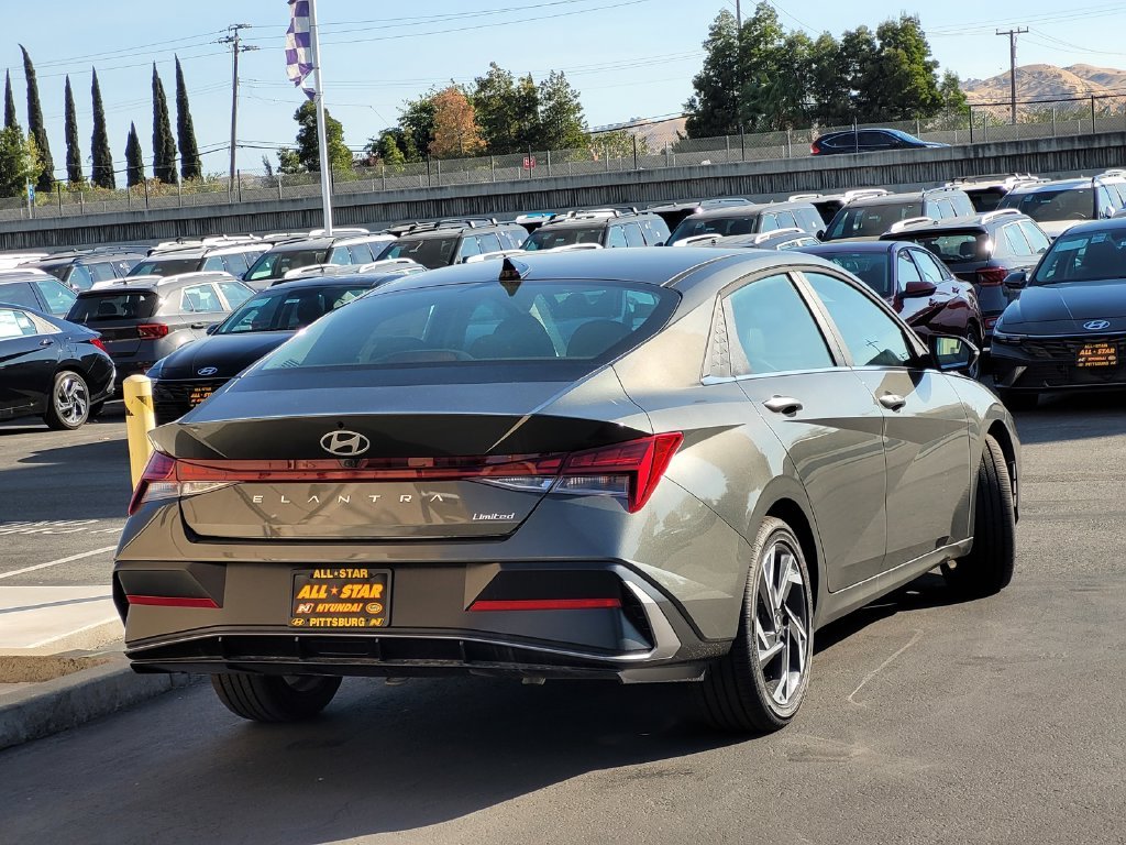 New 2026 Gray Hyundai Limited image 3