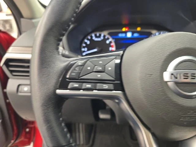 Used 2020 Scarlet Ember Nissan 2.5 SL image 29