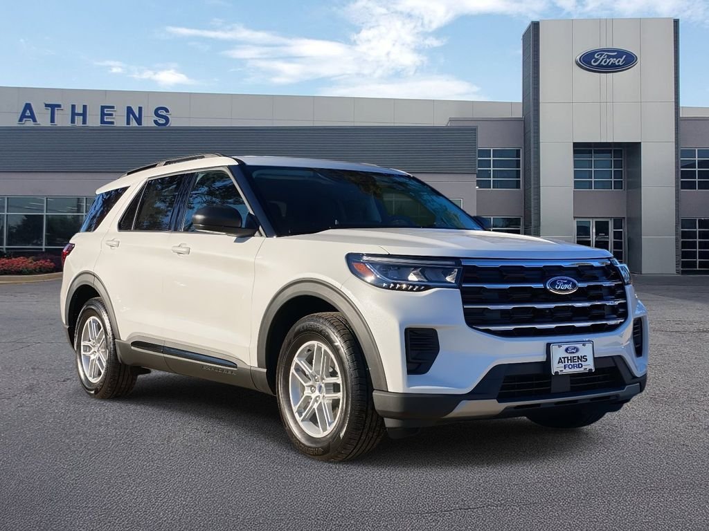 New 2026 Star White Metallic Tri-Coat Ford Active image 1