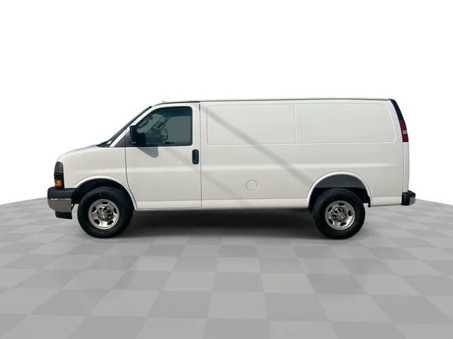 2026 Chevrolet Express Cargo Work Van - Photo 6