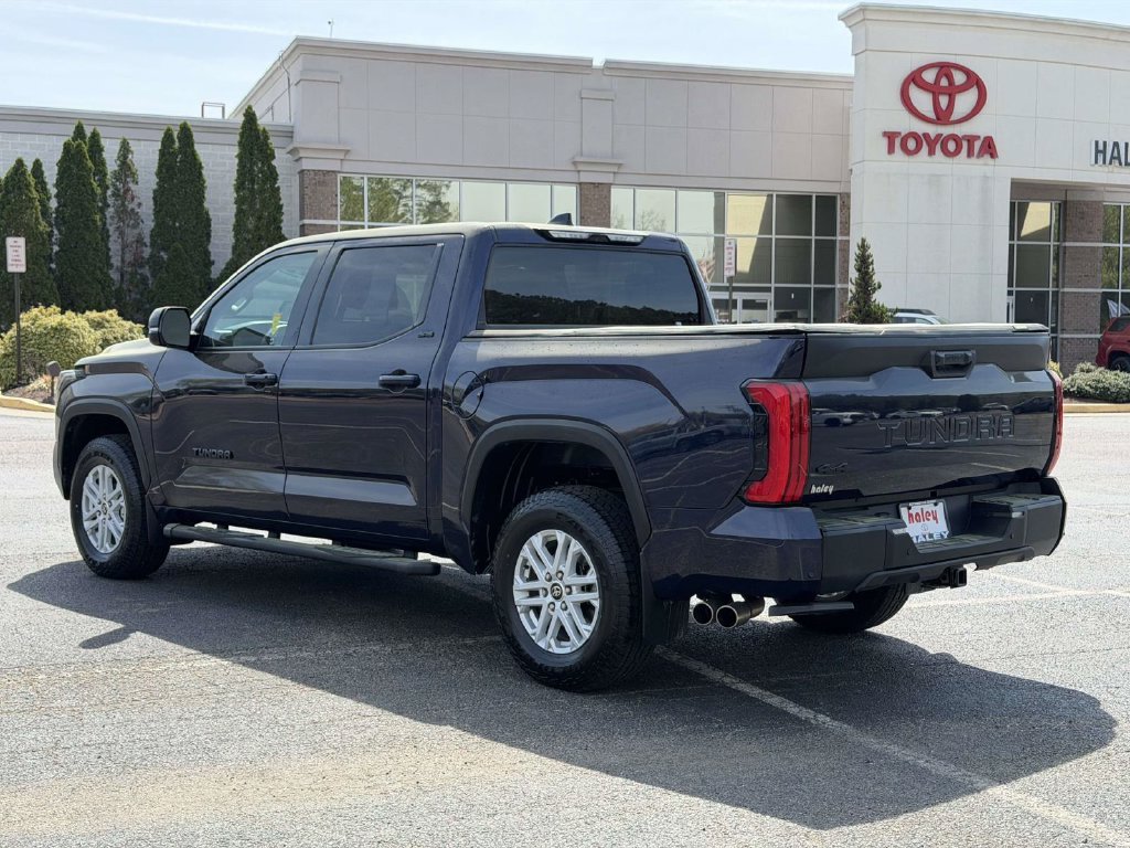 Used 2023  Toyota SR5 image 22