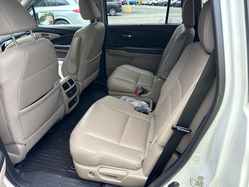 Used 2020 White Honda Elite image 7