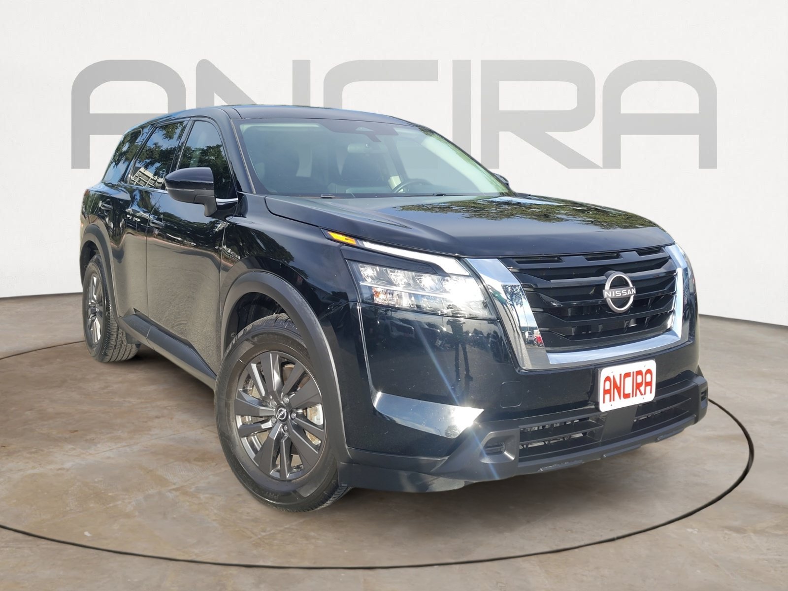 Used 2022 Super Black Nissan S image 4