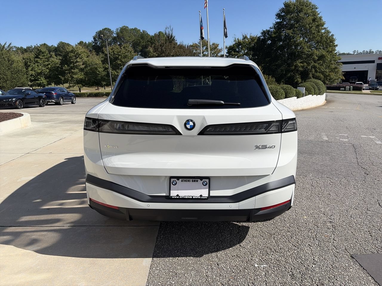 New 2027 Alpine White BMW 40 xDrive image 7