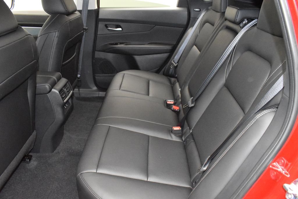 New 2026 Scarlet Ember Tintcoat Nissan SL image 38