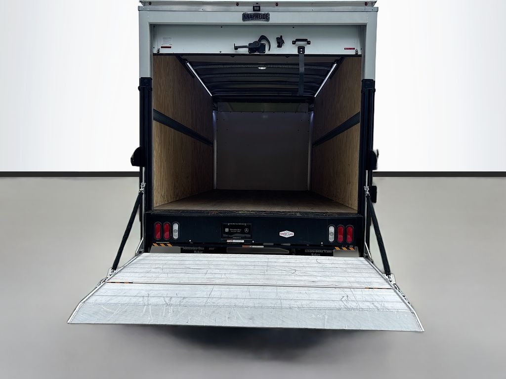Used 2024 Blue Gray Mercedes-Benz BOX TRUCK image 9