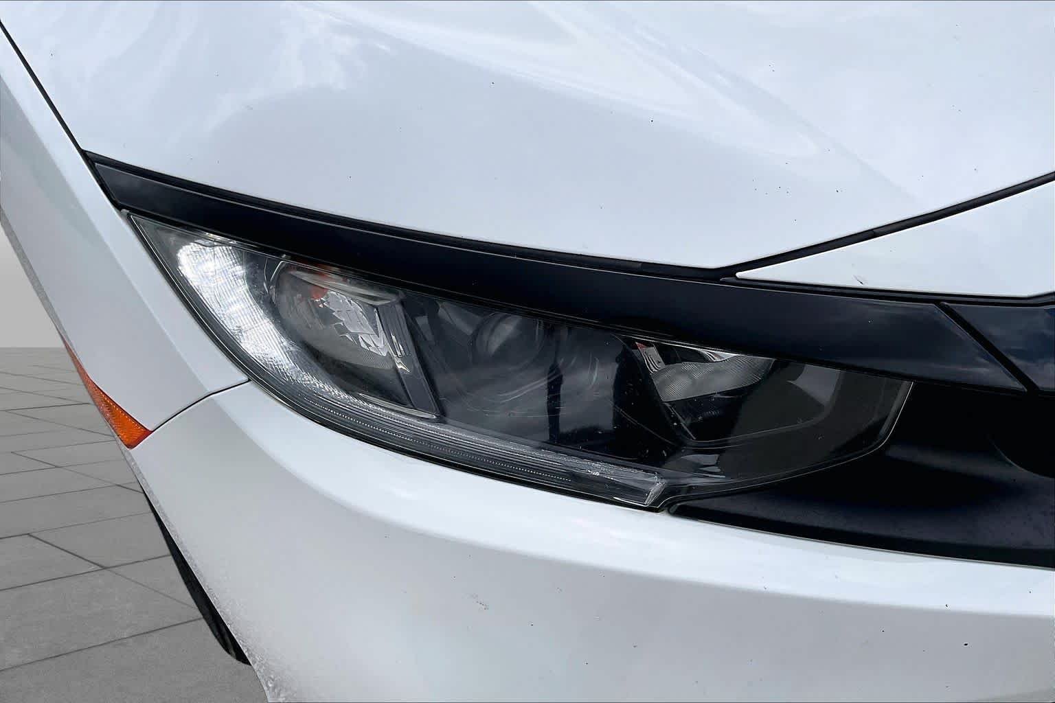 Used 2021 Platinum White Pearl Honda EX-L image 28