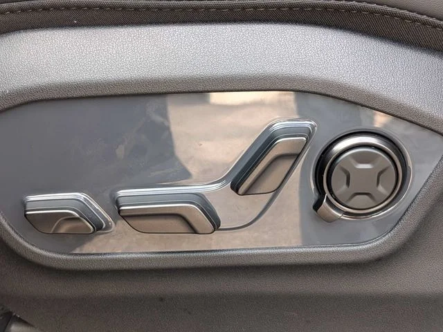 New 2027 Ebony Black Kia X-LINE SX PRESTIGE image 18