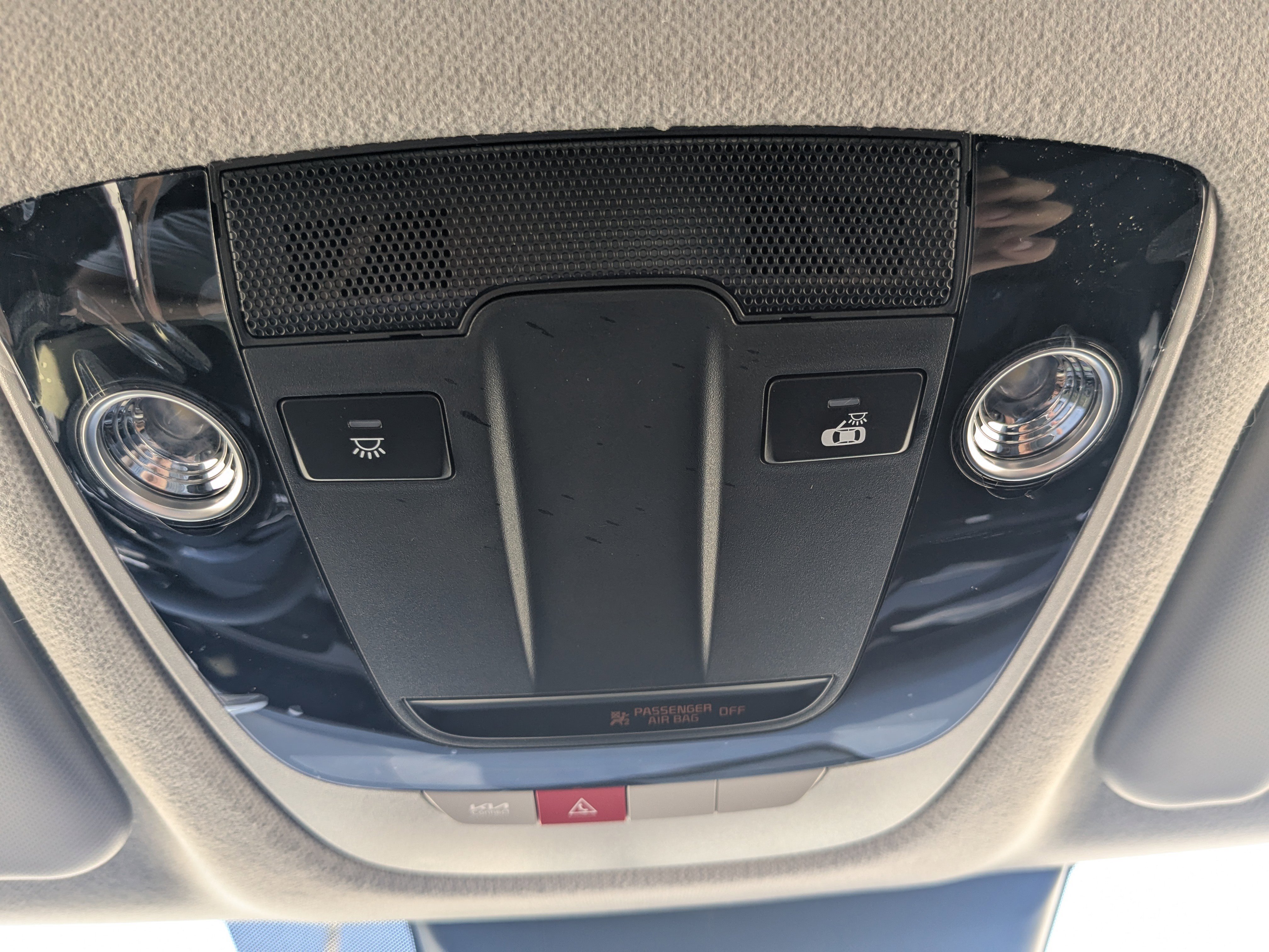 New 2026 Snow White Pearl Kia S image 27