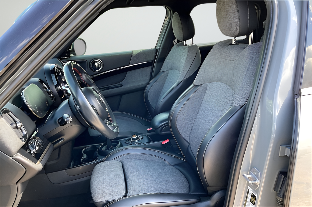 Used 2021 Gray MINI Base image 18