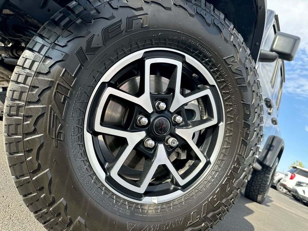 Used 2026 Gray Jeep Rubicon image 17