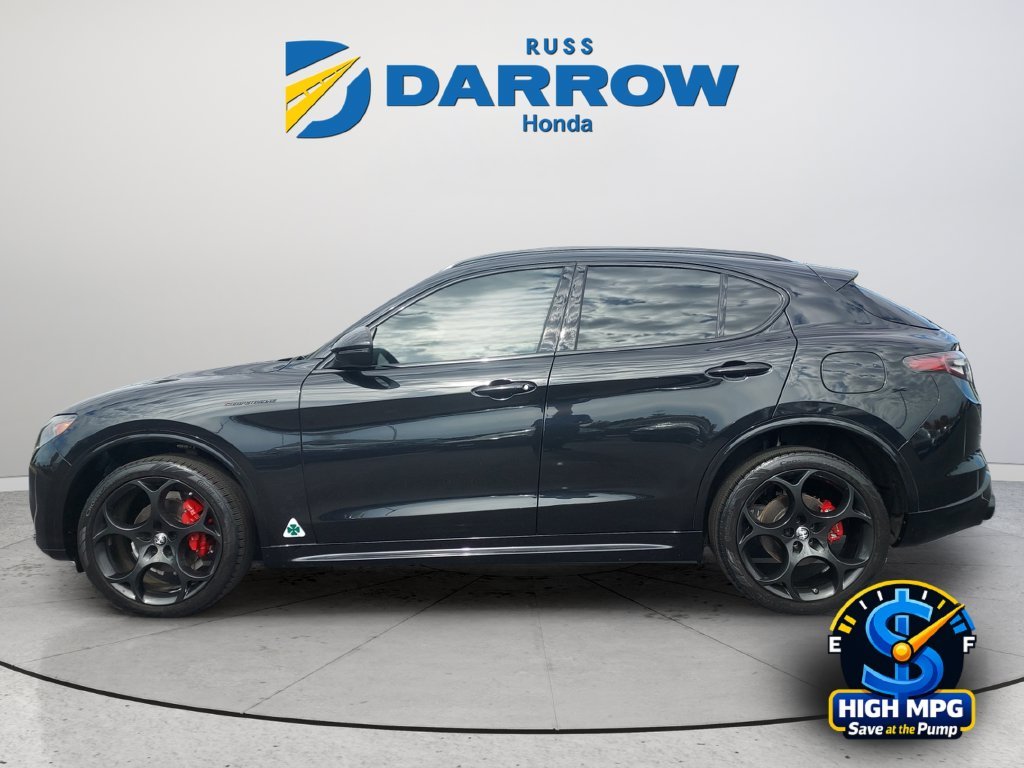 Used 2024 Black Alfa Romeo Competizione image 2