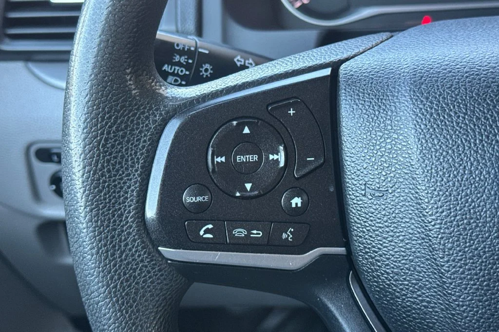 Used 2019 Obsidian Blue Pearl Honda LX image 27