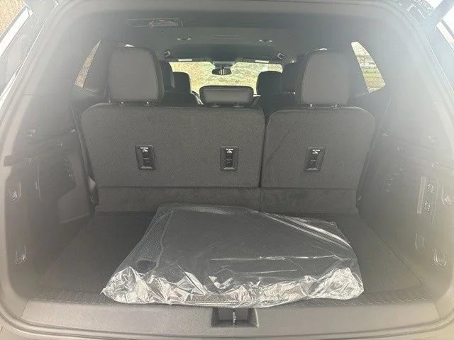 2025 Buick Enclave Preferred - Photo 26