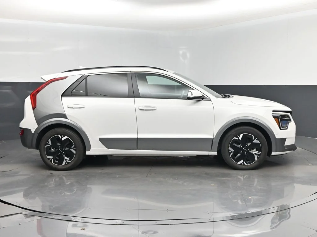 Certified 2023 Kia Niro Wave with VIN KNDCT3L10P5015296 for sale in Gastonia, NC