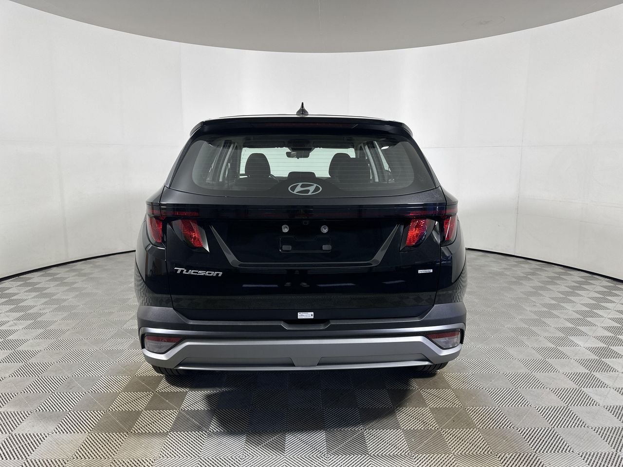 New 2026 Phantom Black Hyundai SE image 6