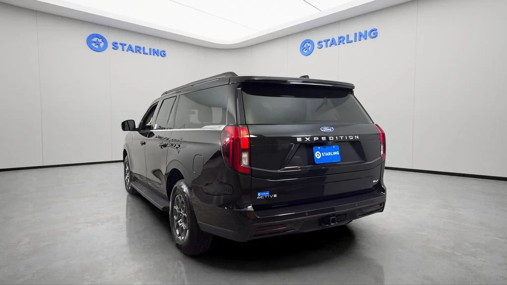 Used 2025  Ford Active image 5