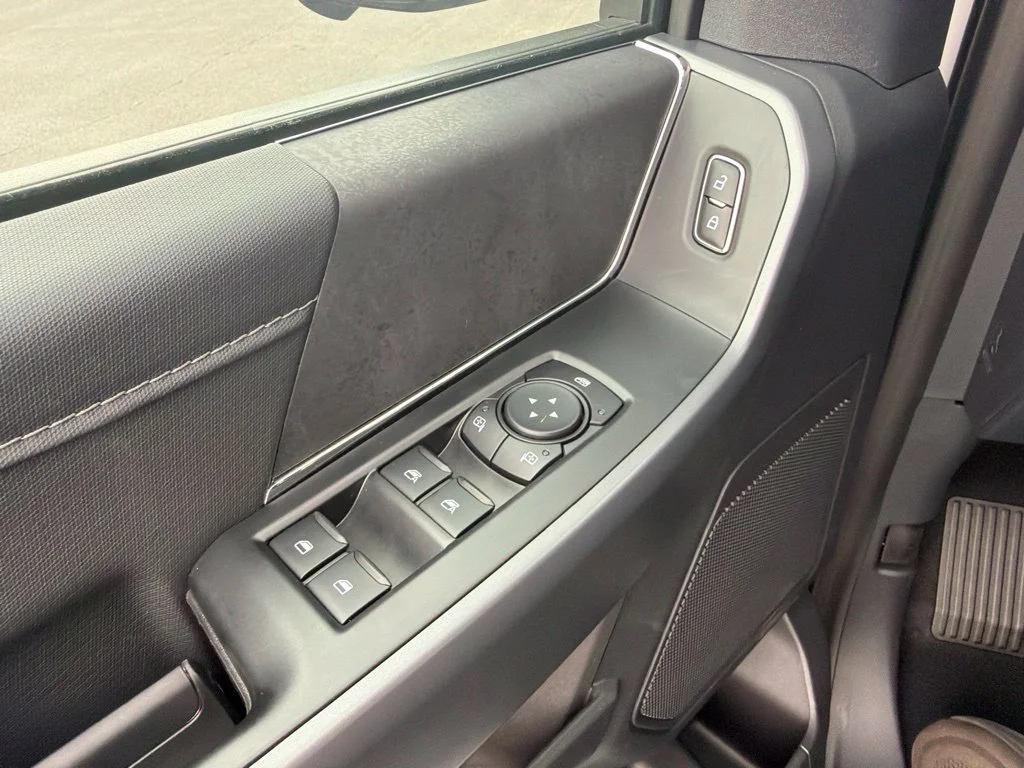 New 2026 Oxford White Ford XLT image 25