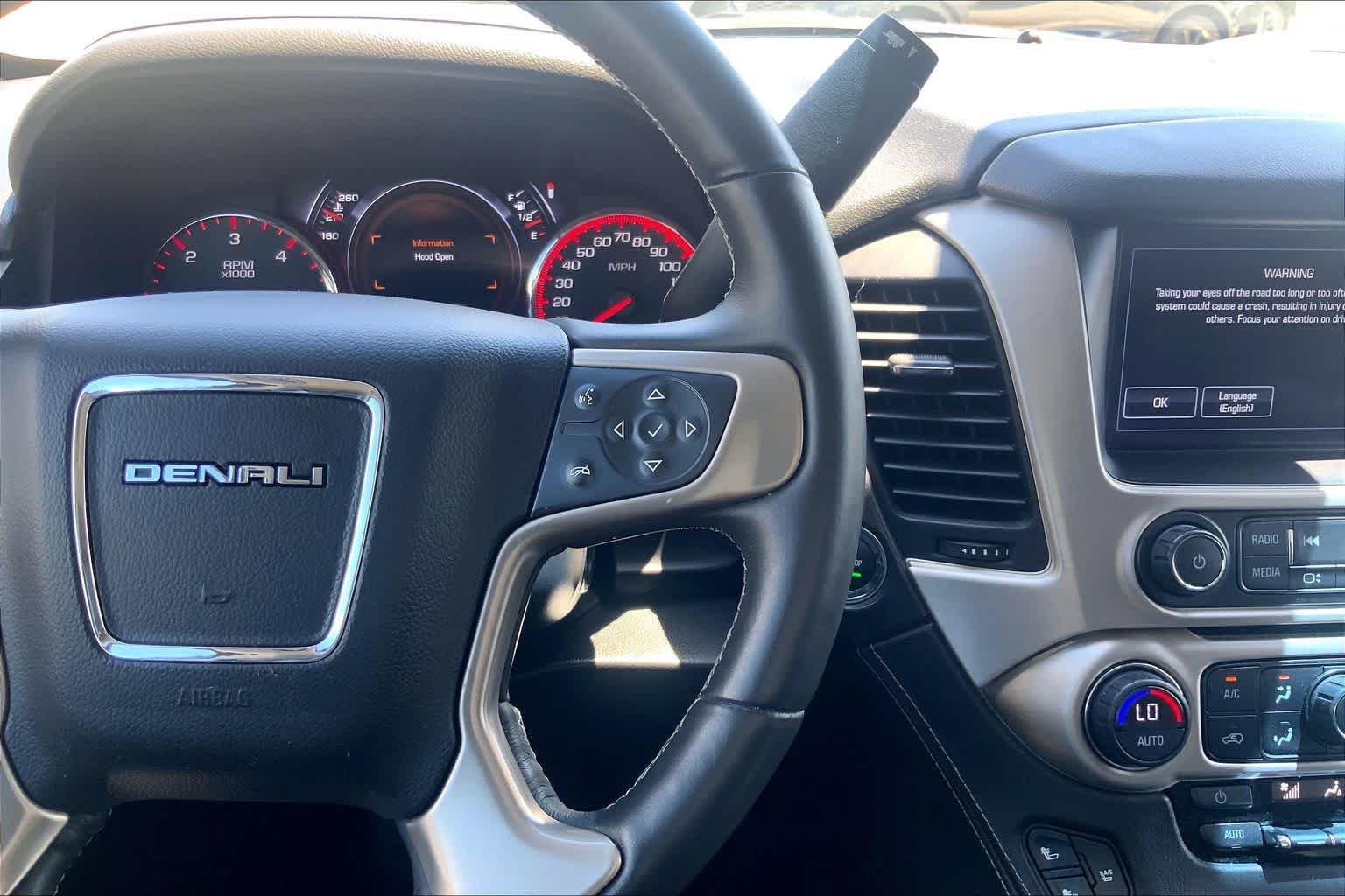 Used 2016 Onyx Black GMC Denali image 25
