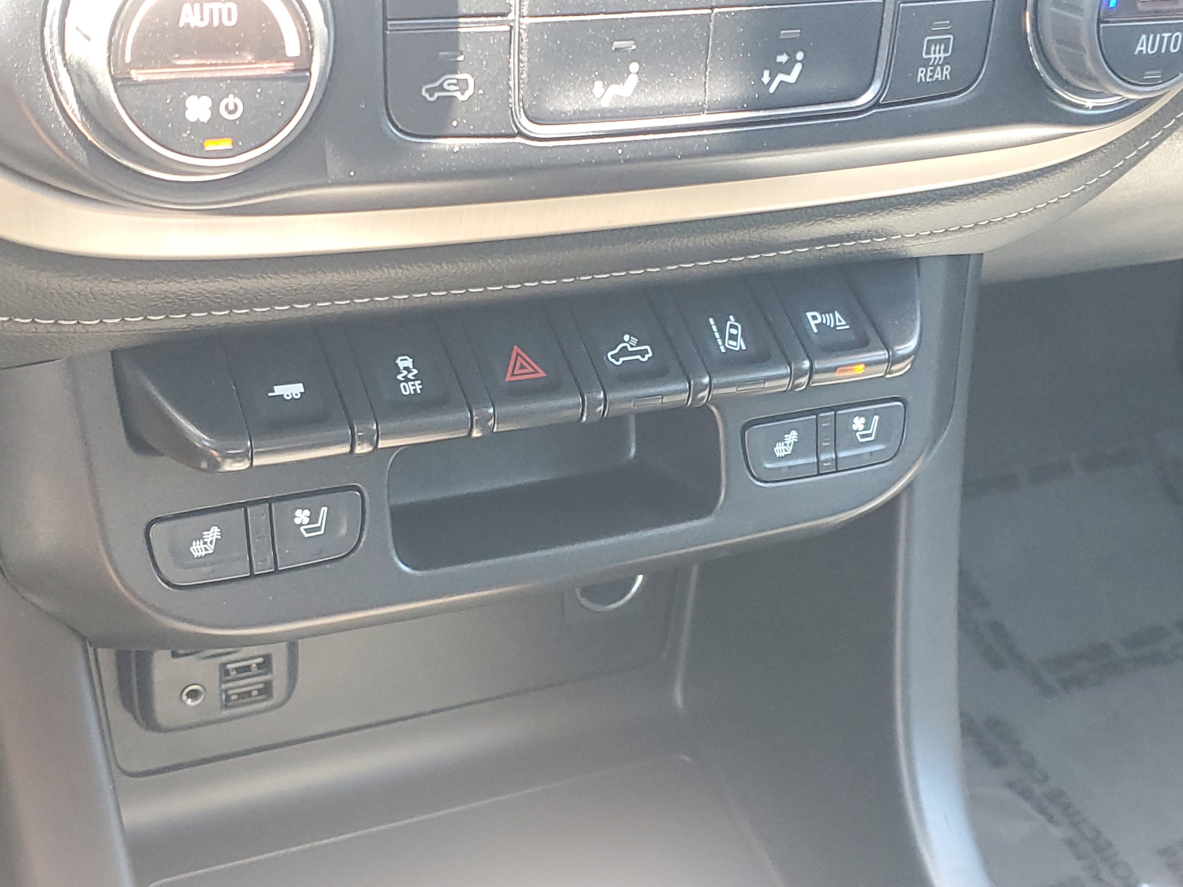 Used 2021 Satin Steel Metallic GMC 4WD Denali image 27