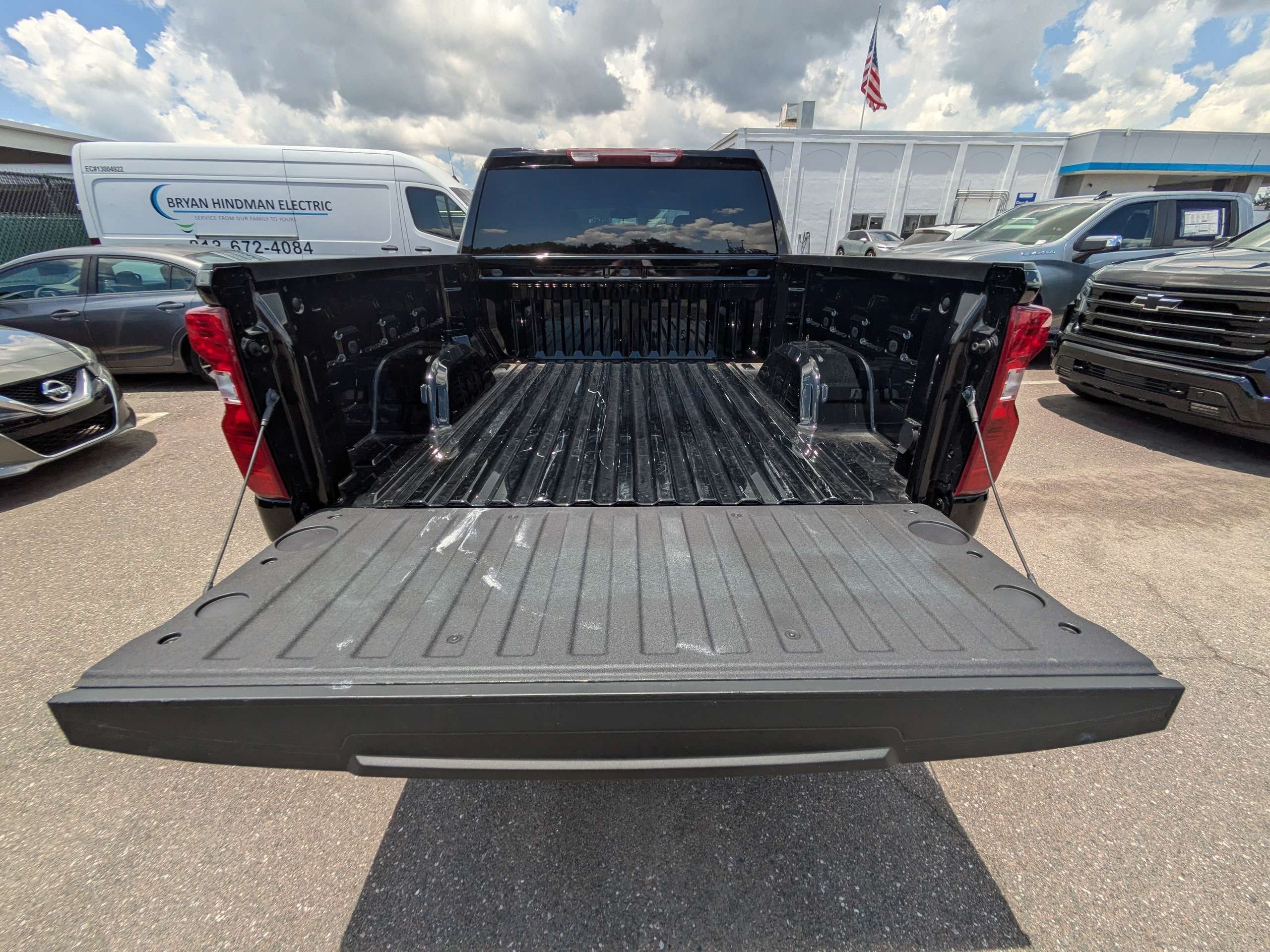 Used 2025 Black Chevrolet Custom image 12