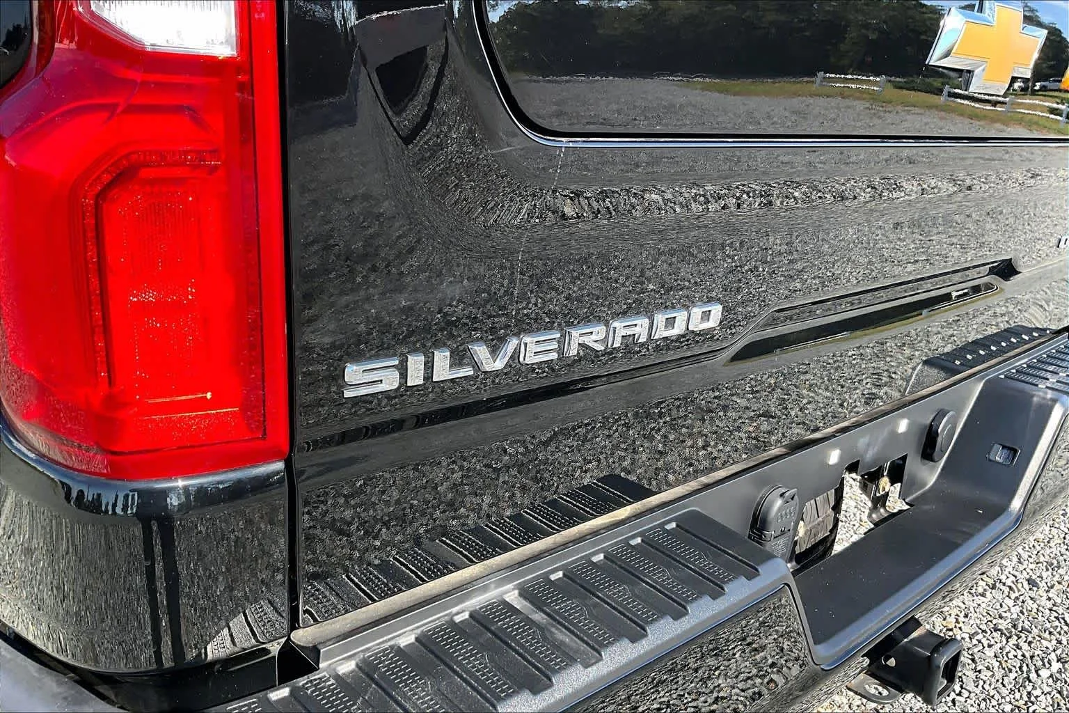 Used 2022 Black Chevrolet Custom image 31