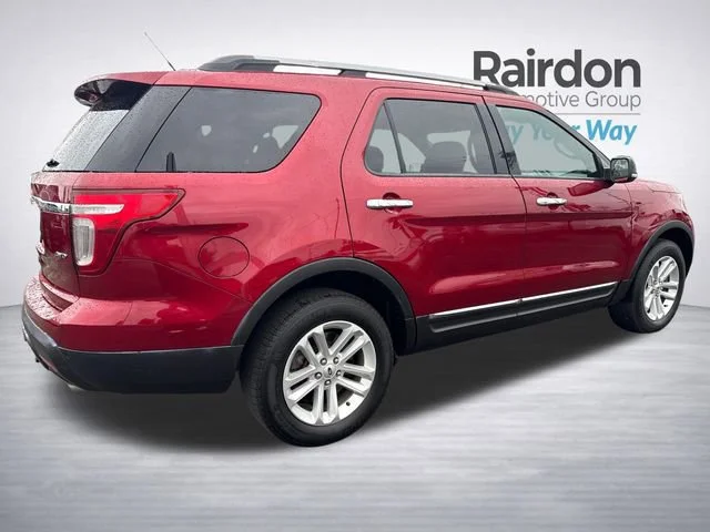 Used 2013 Ruby Red Metallic Ford XLT image 7
