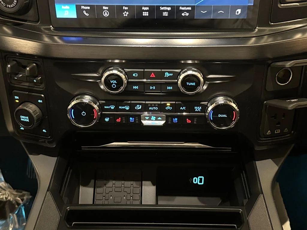 New 2026 White Ford Lariat image 34