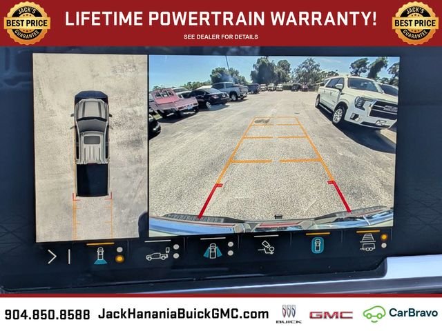 Used 2023 White GMC SLT image 24