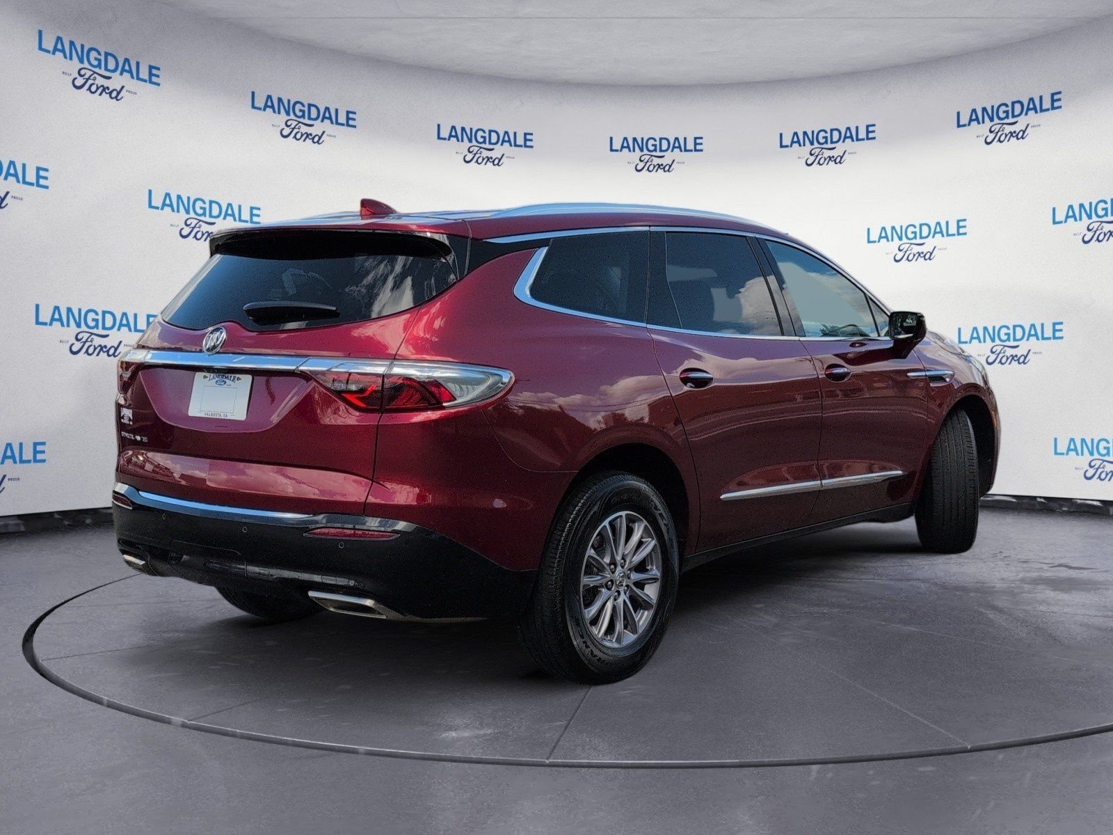 Used 2023 Cherry Red Buick Essence image 4