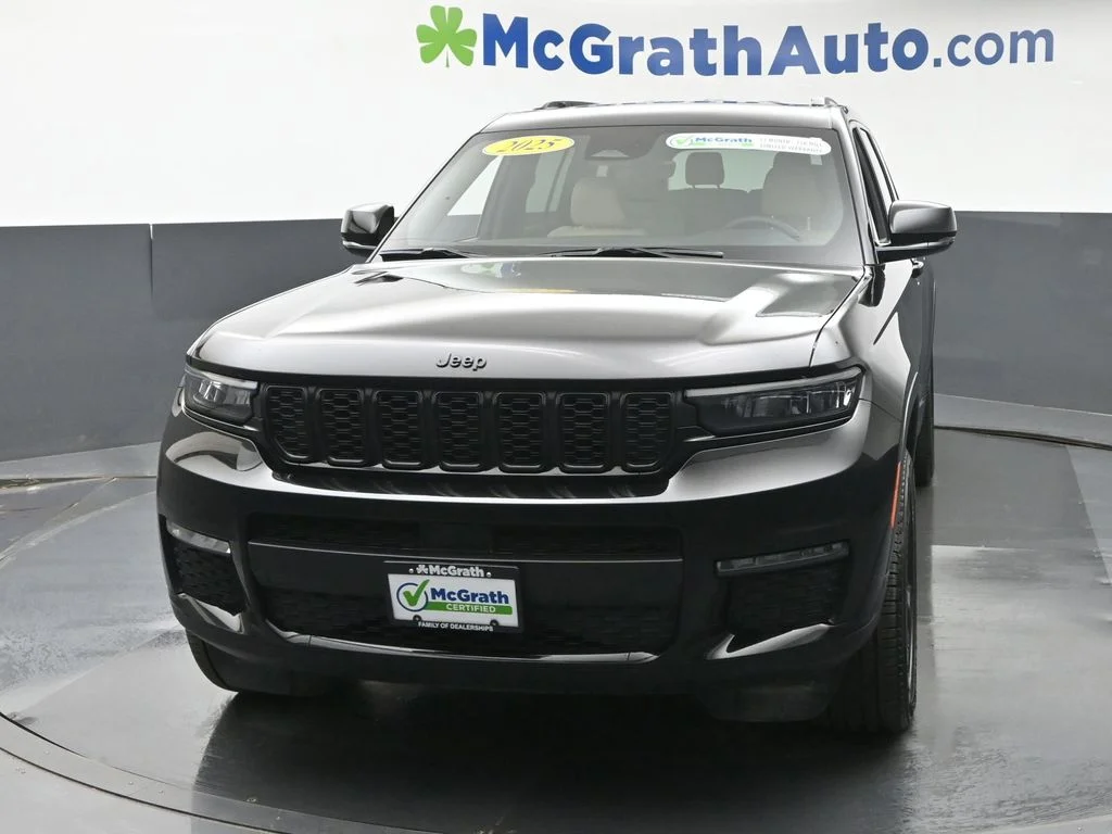 Used 2025 Black Jeep Limited image 5