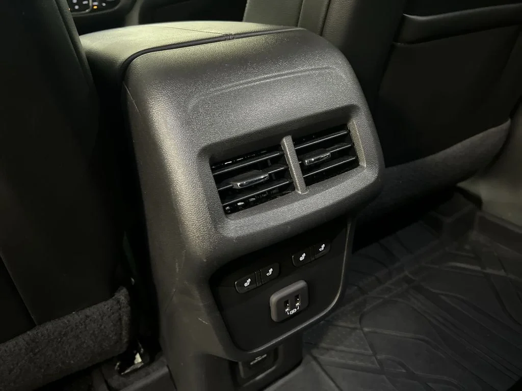 2023 Chevrolet Equinox Premier - Photo 22