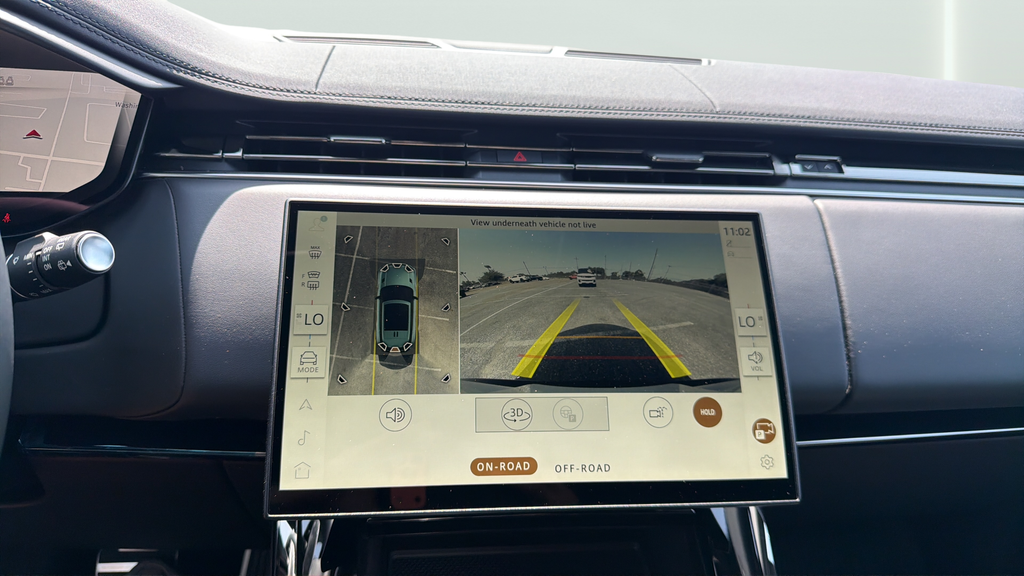New 2026 Borasco Grey Land Rover Dynamic SE image 19
