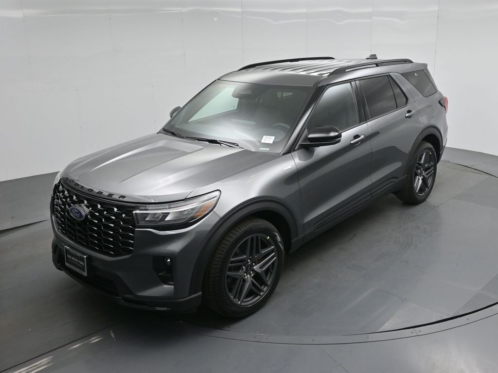New 2026 Carbonized Gray Metallic Ford ST-Line image 35