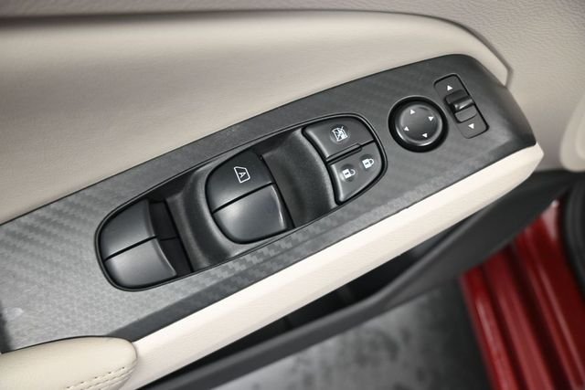 Used 2025 Red Nissan 2.5 SV image 13