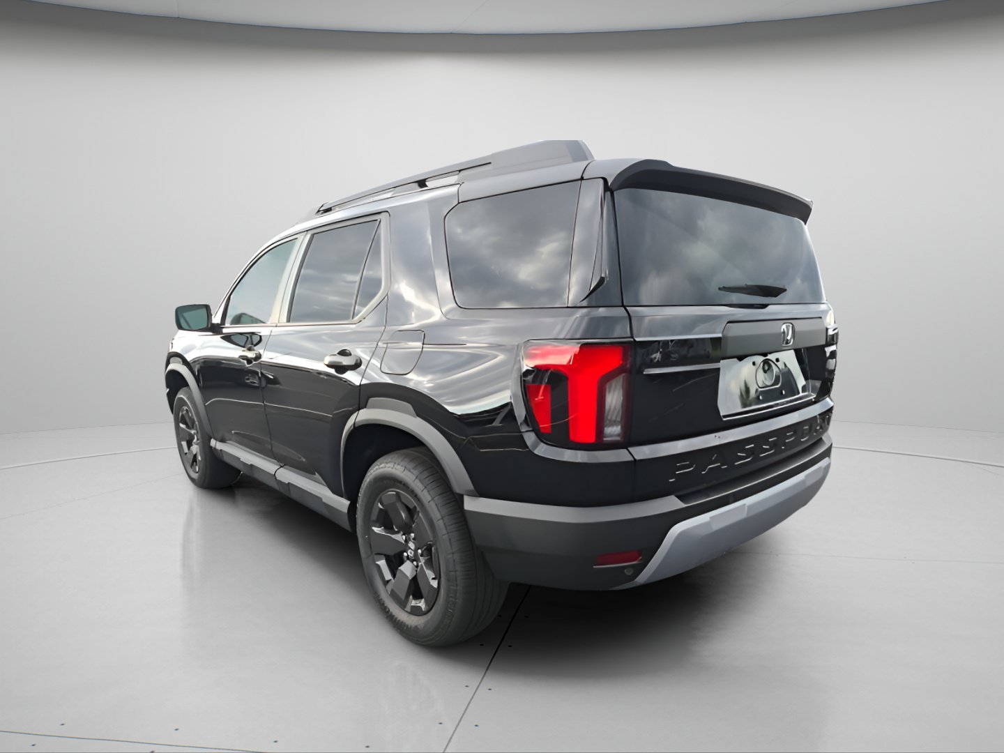 New 2026 Crystal Black Pearl Honda RTL image 4