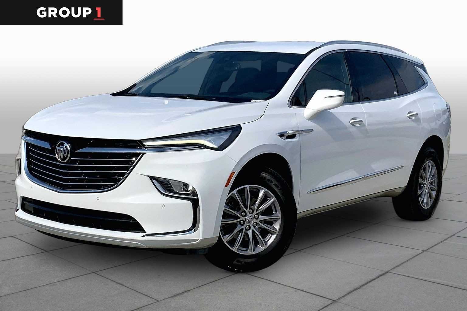 2023 Buick Enclave Essence's photo
