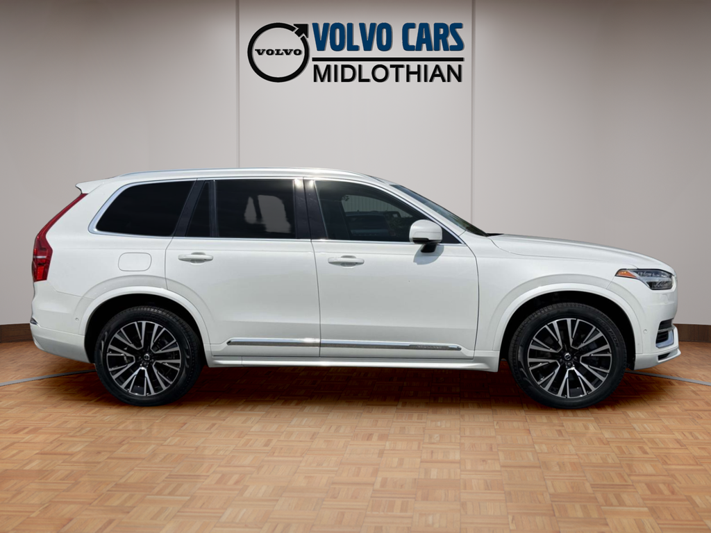 Used 2024 White Volvo T8 Plus Bright Theme 7 Passenger image 18