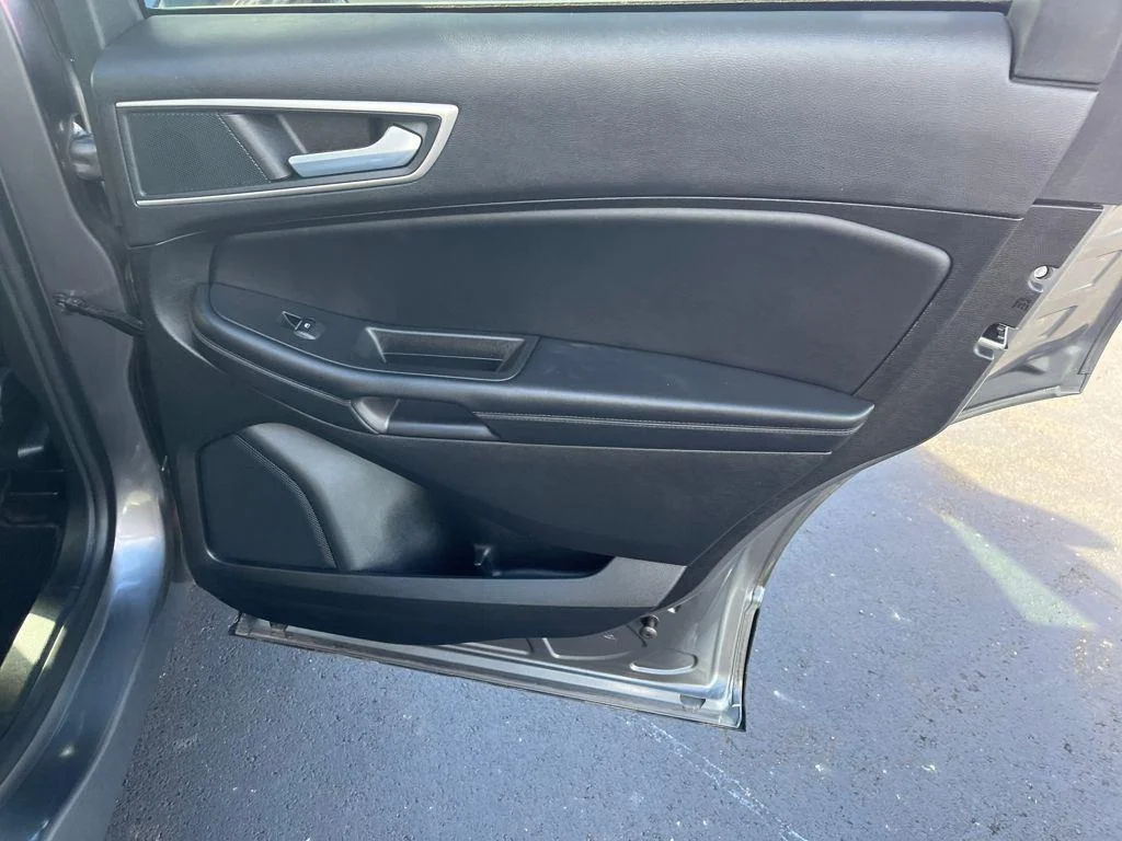 2024 Ford Edge SEL - Photo 24
