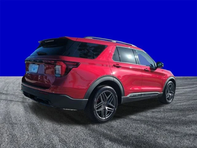 New 2026 Rapid Red Metallic Tinted Clearcoat Ford ST-Line image 4