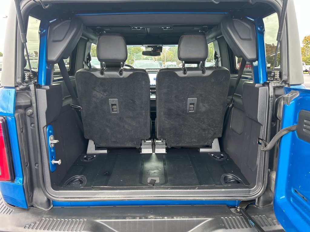 Used 2023 Blue Ford Badlands image 9