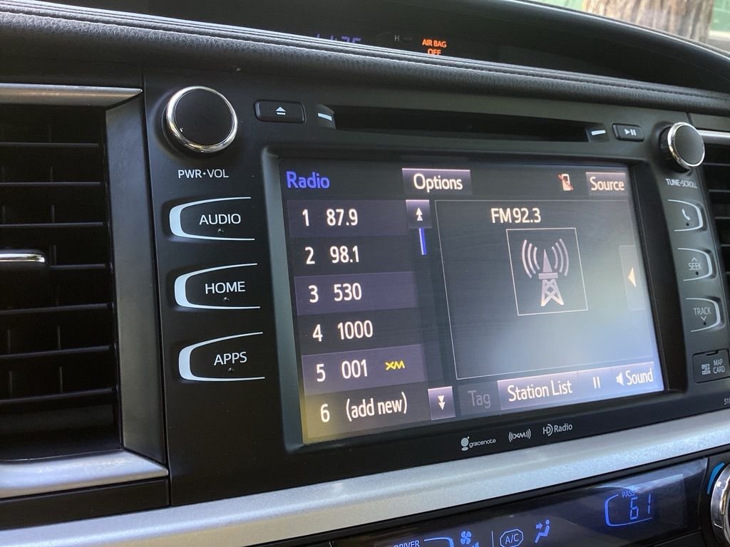 Used 2019 Blue Toyota XLE image 14
