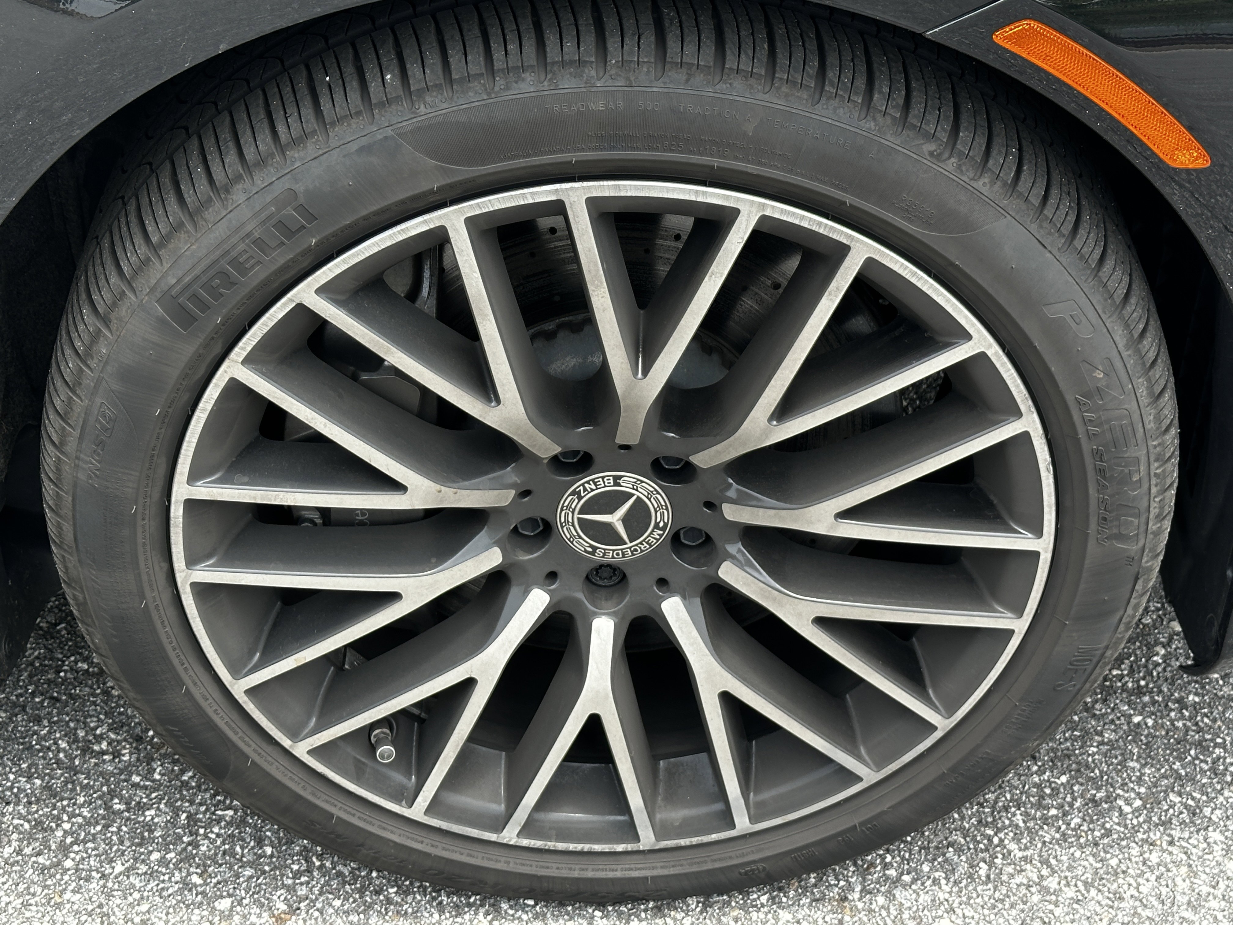 Certified Used 2025 Black Mercedes-Benz S 580 image 14