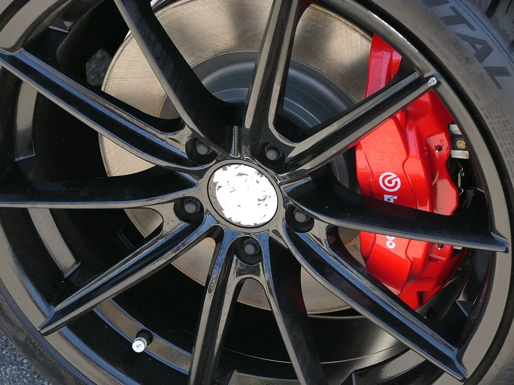Used 2022 Black Kia GT1 image 9