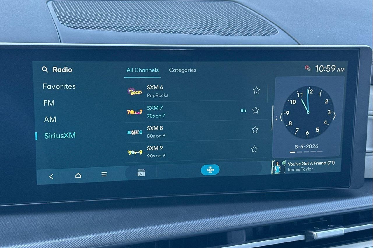 New 2026 Phantom Black Hyundai SE FWD image 19