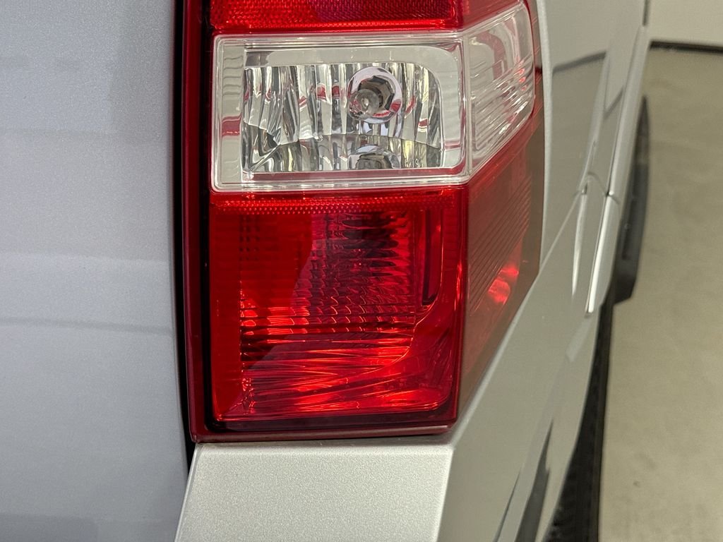 Used 2013 Ingot Silver Ford XLT image 30