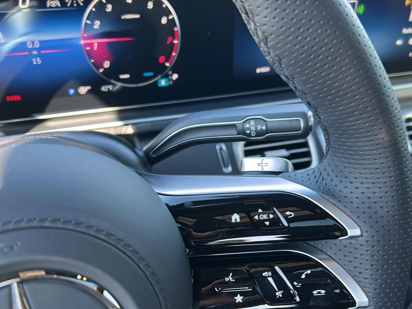 New 2026 Selenite Grey Metallic Mercedes-Benz GLS 580 image 19