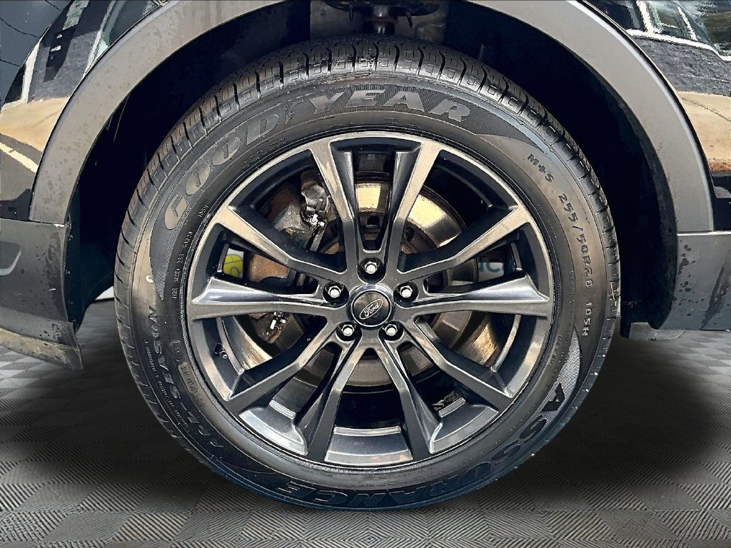 Used 2018 Black Metallic Ford XLT image 29